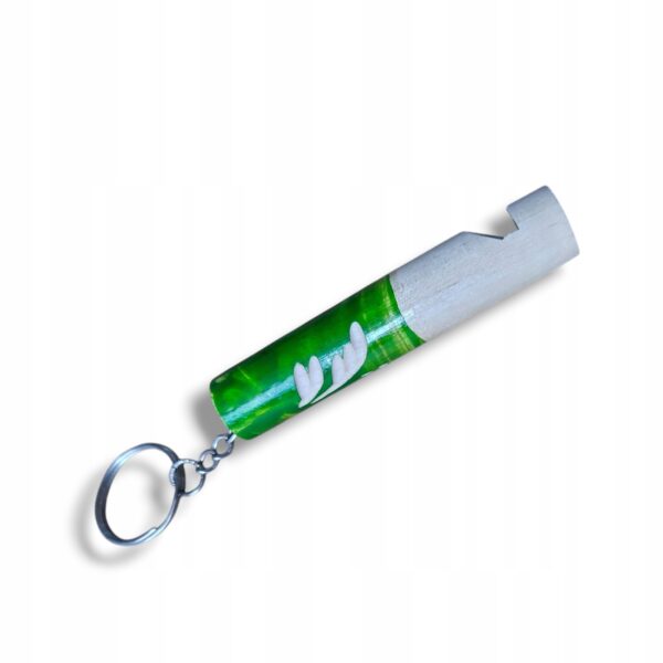 Brelok do kluczy gwizdek drewniany rzeźbiony malowany głośny zielony 8cm